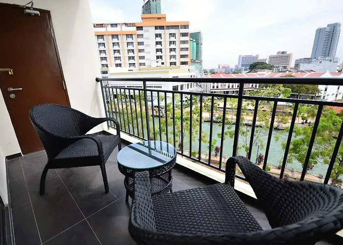 906 Riverside Hotel Malacca