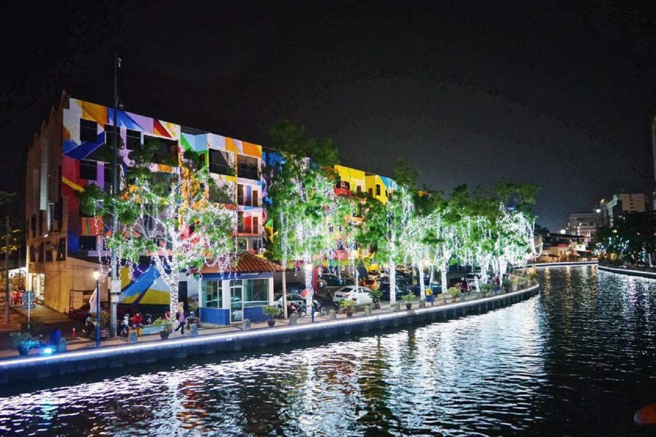 906 Riverside 3* Malacca